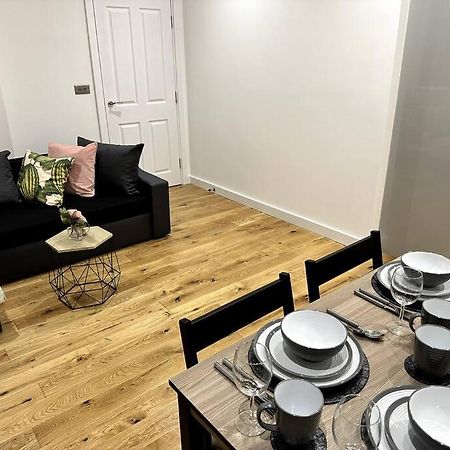 Spacious And Elegant Apartment Birmingham Extérieur photo