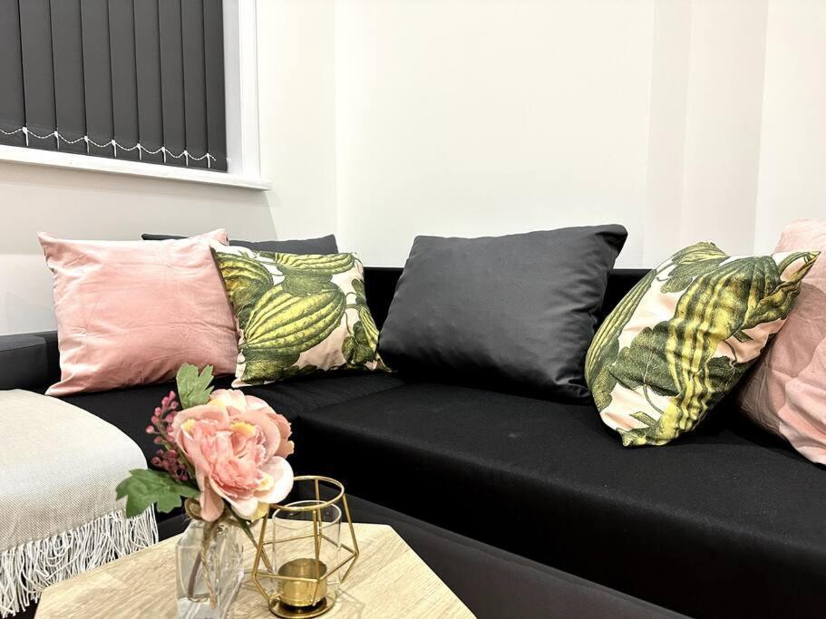 Spacious And Elegant Apartment Birmingham Extérieur photo