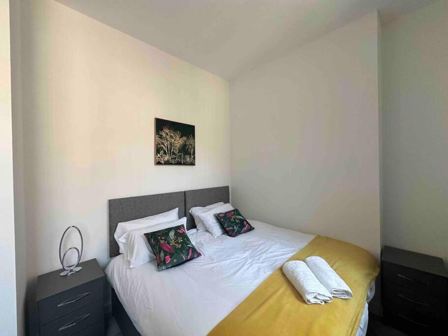 Spacious And Elegant Apartment Birmingham Extérieur photo