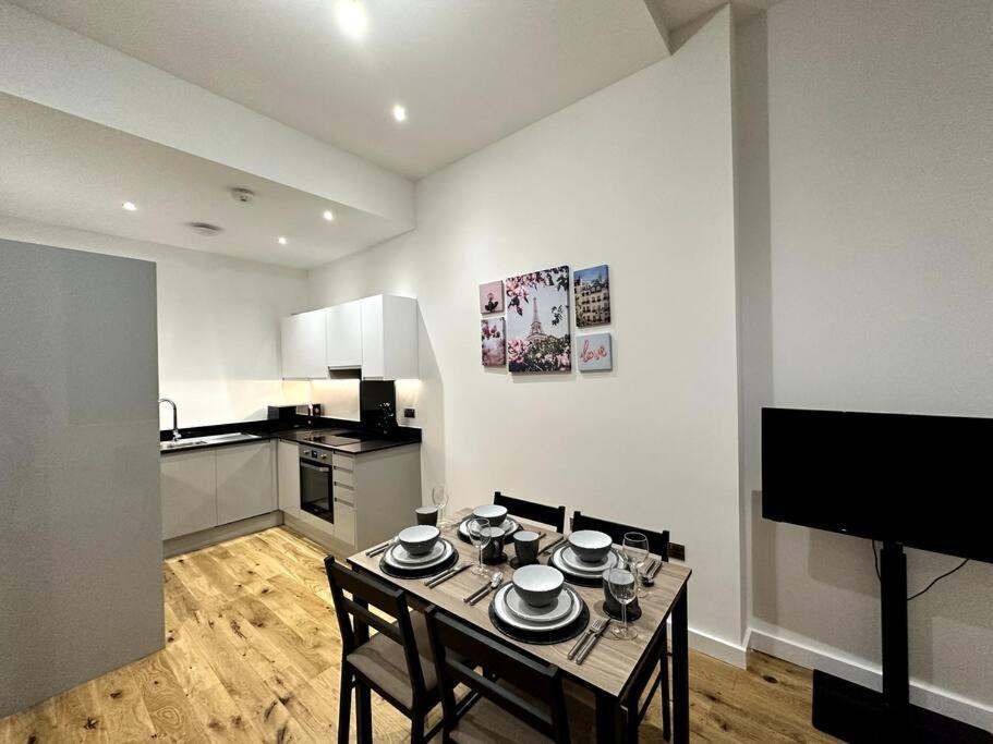 Spacious And Elegant Apartment Birmingham Extérieur photo